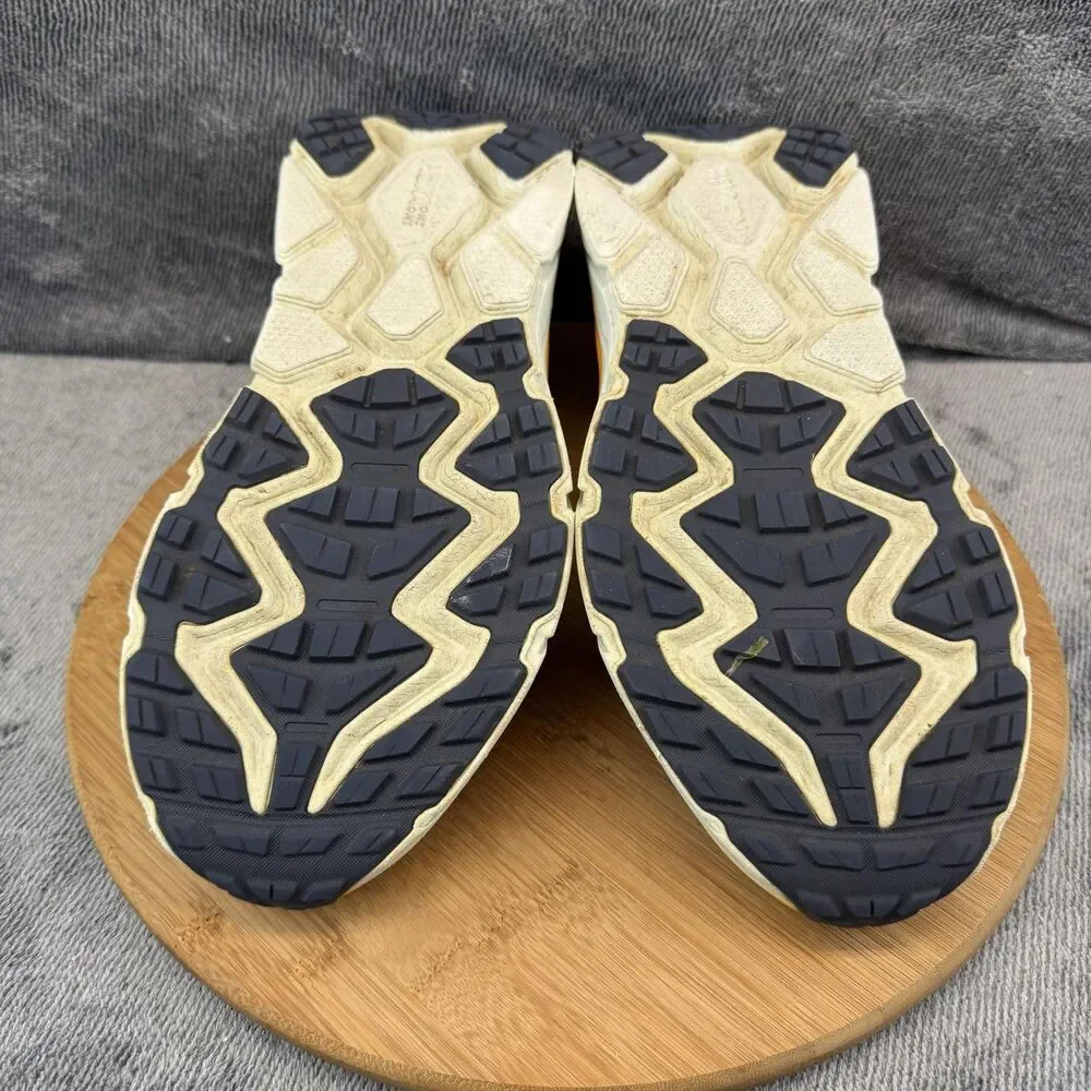 Hoka One One hoka one